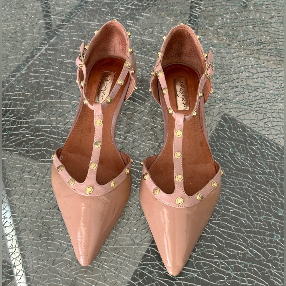 Nordstrom brand tan patent leather flats